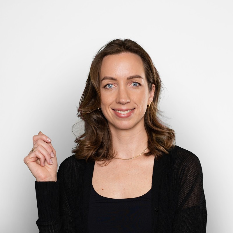 Esther-iWell